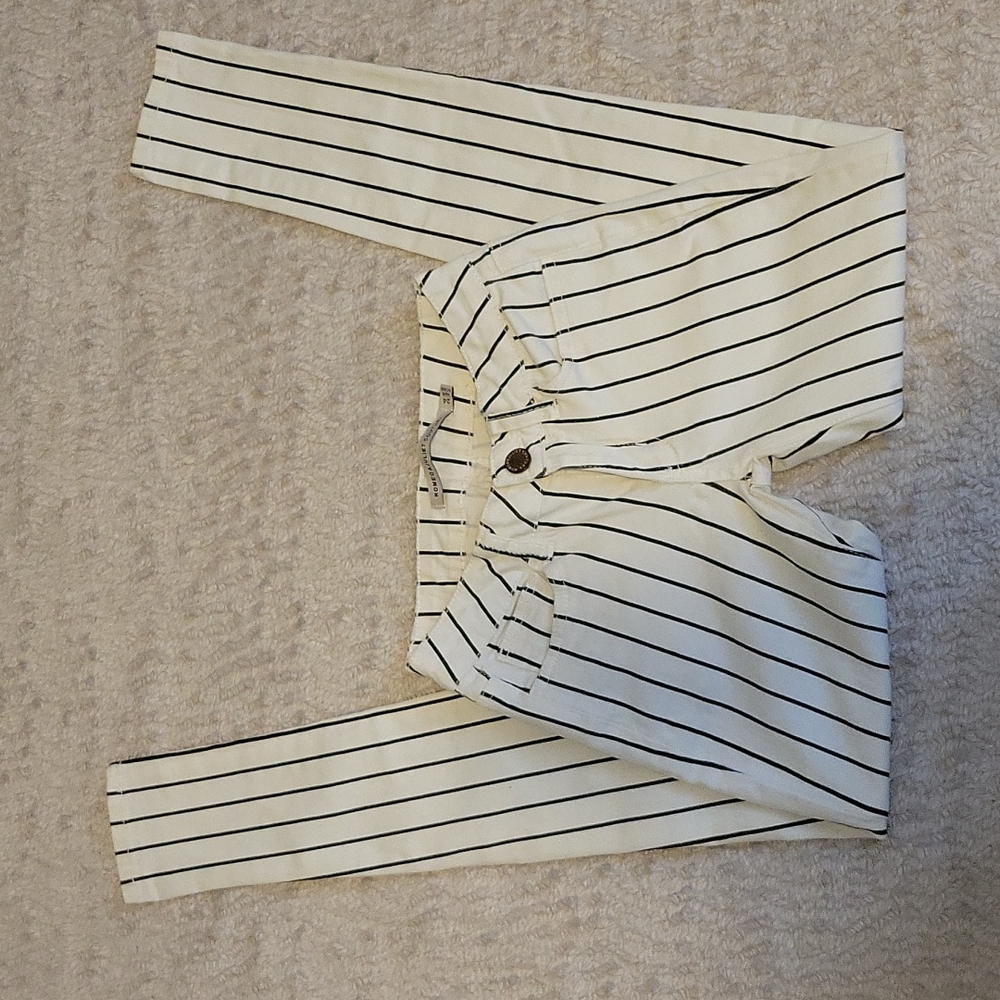 ROMEO & JULIET COUTURE ~ Jeans, White with Black Stripes, 24